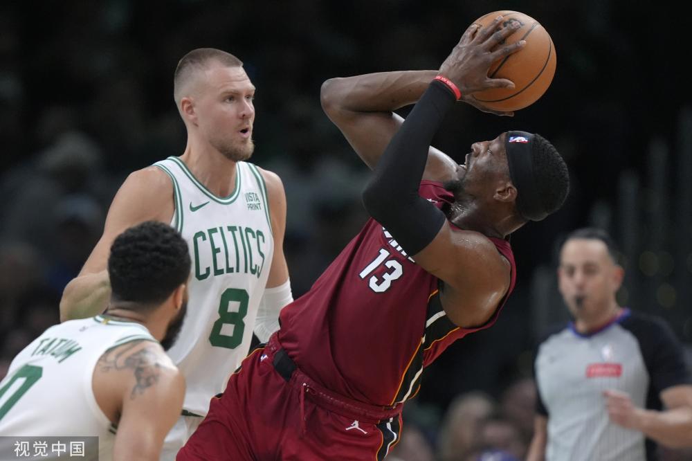 通过与西班 通过与西班